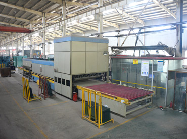 平彎強制對流鋼化玻璃生產線